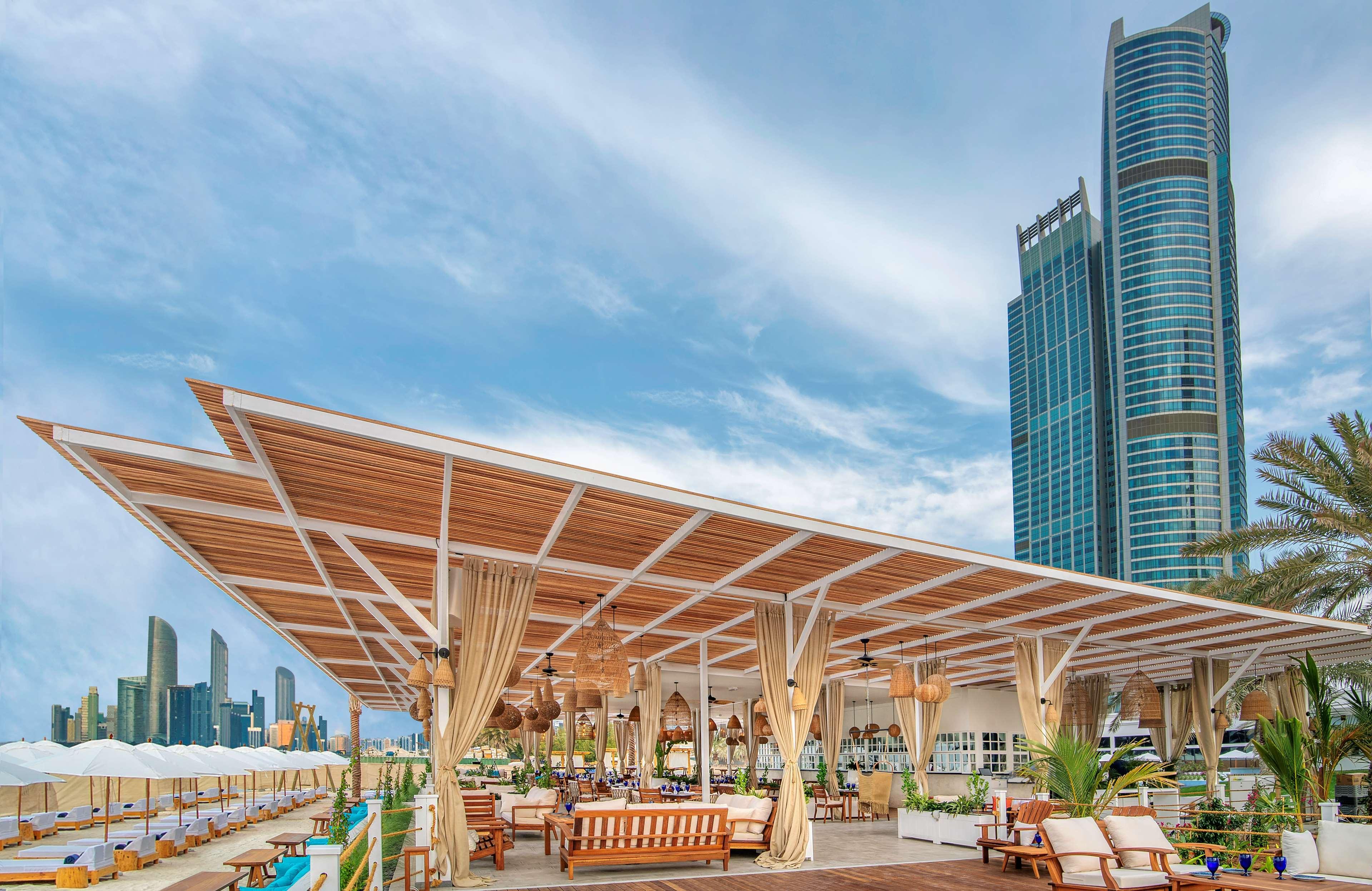 Radisson Blu Hotel & Resort, Abu Dhabi Corniche Экстерьер фото